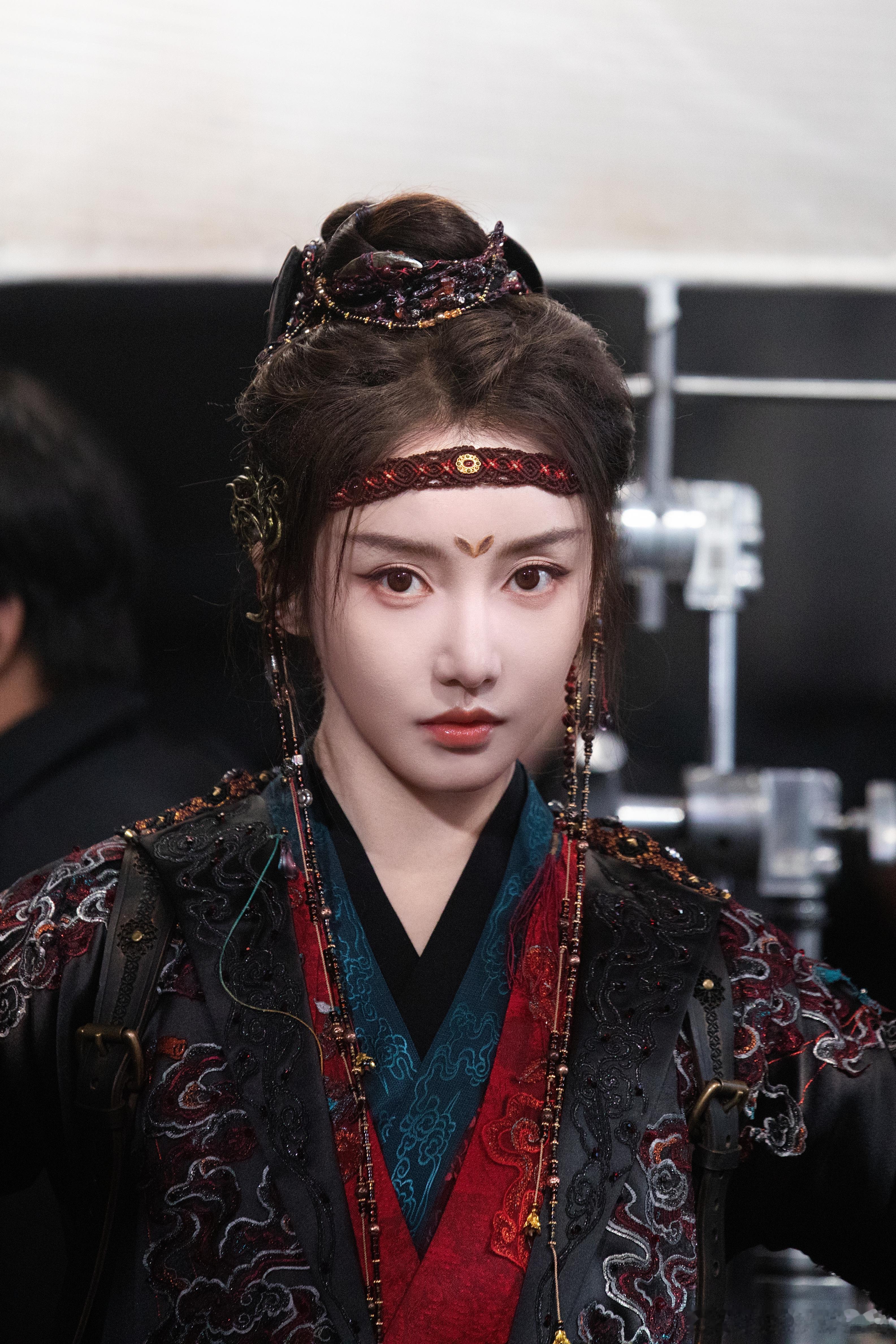 姜贞羽淘汰 姜贞羽的淘汰是对实力的一种亵渎，她用自己的努力和才华证明了她的价值。