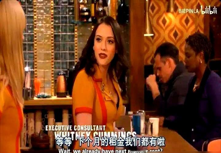 电视台亏钱播，制作方躺着赚，《破产姐妹》的结局，比剧情还荒诞。
 
你以为电视台