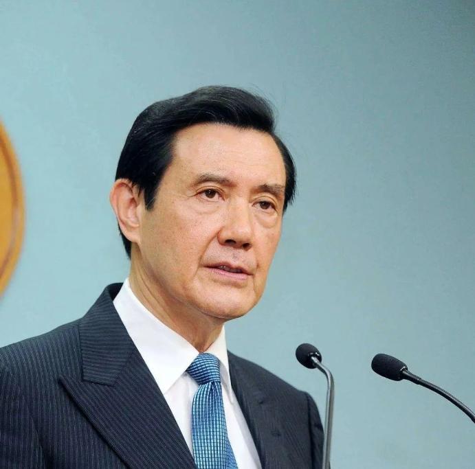 8月4日，马英九的一句话，又在两岸炸开。他说：“若大陆统一不和平、不民主，台湾人