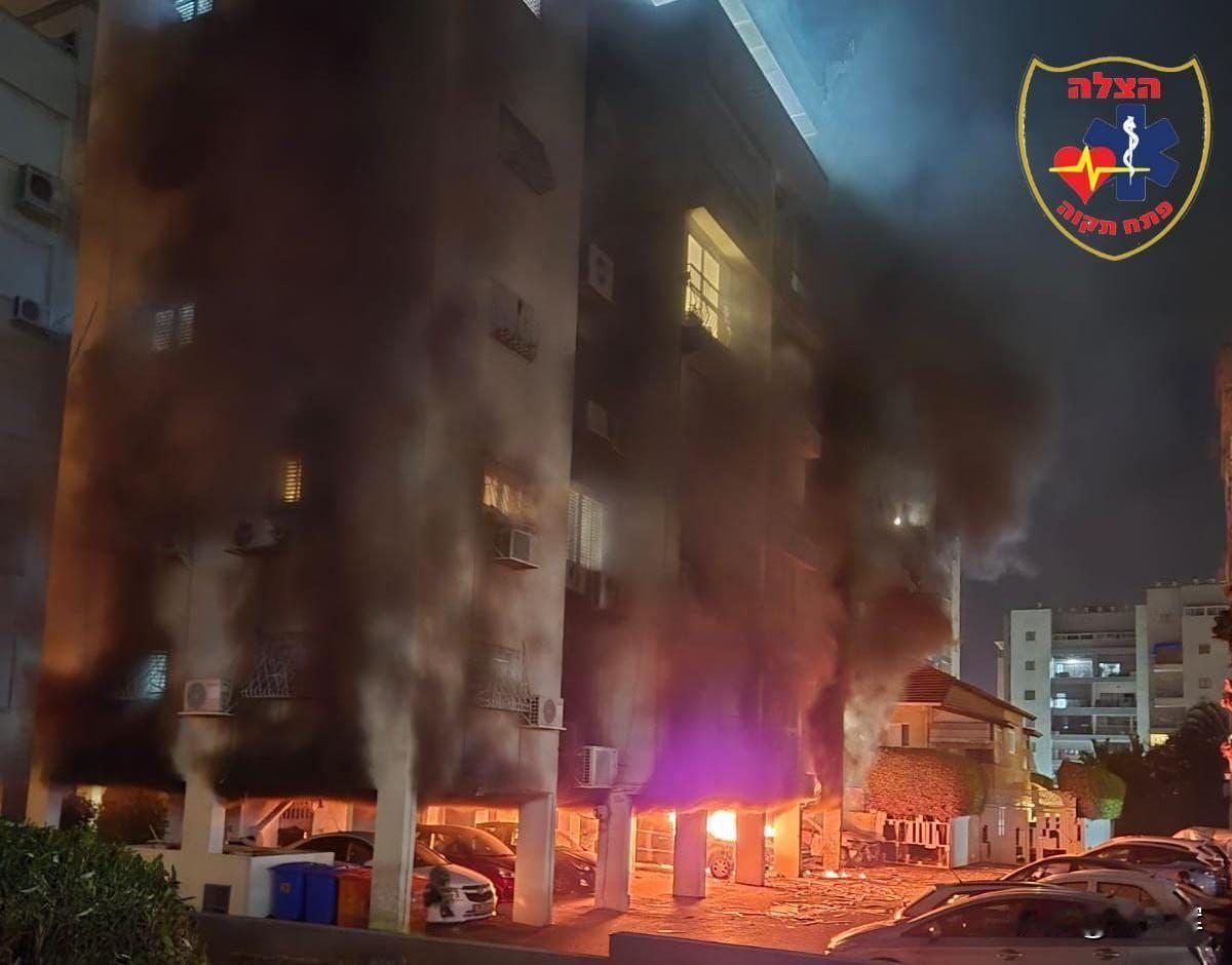 伊朗使用“霍拉姆沙赫尔”袭击以色列，每枚可携带约80枚子弹药


以色列第9频道