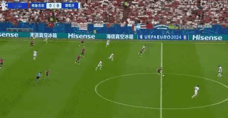 第一次打进欧洲杯决赛圈的格鲁吉亚在比赛开场2分钟就进球了，他们打进的是葡萄牙队球