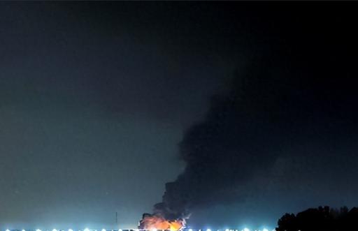 这下好了！大家都打着伊朗的旗号打美军基地，老美连下黑手的是谁都找不到了。
 
伊