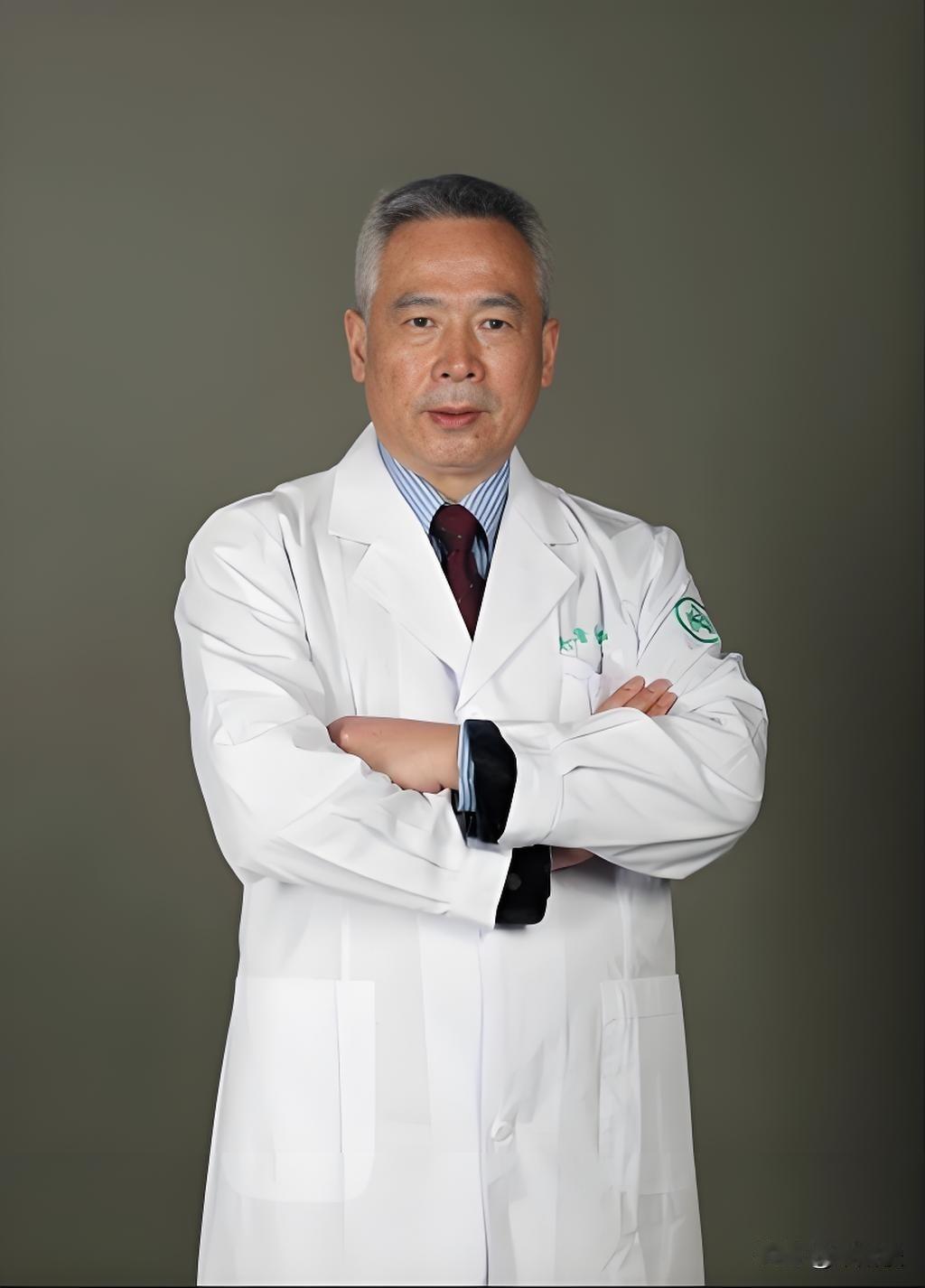 孔北华教授是我国妇产科学领域的专家，尤其在妇科肿瘤方面造诣深厚。
他长期从事妇科