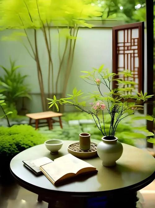人死了后尸体的那个腐败味真的用词语很难形容出来。
但只要你闻过一次那味，你会永远