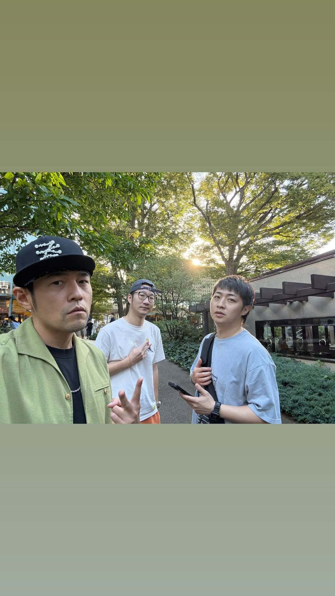 杰伦分享最新帅照 ​​​