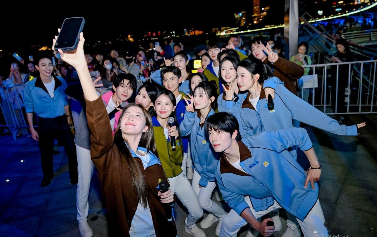 星辰大海青年演员优选计划40位学员这次短剧演员至少占了十几个名额，现在很多短剧演