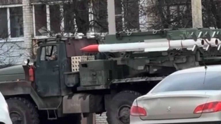 陆射版R-77-1终于有看的清楚一点的图了，上次出现还是普列谢茨克发射场周年庆的