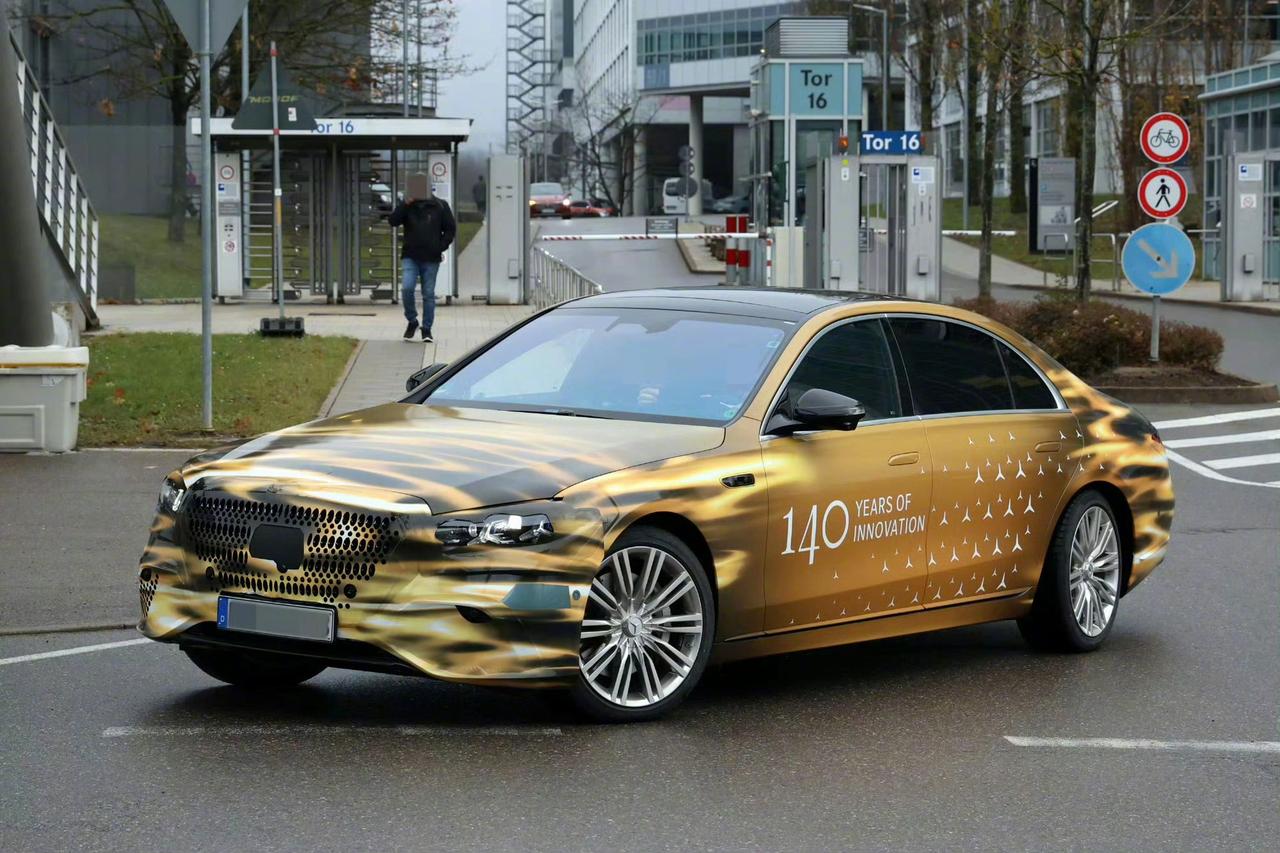 中期改款奔驰S路试测试车，外观大改，内饰貌似改动不大！【来自懂车帝车友圈】