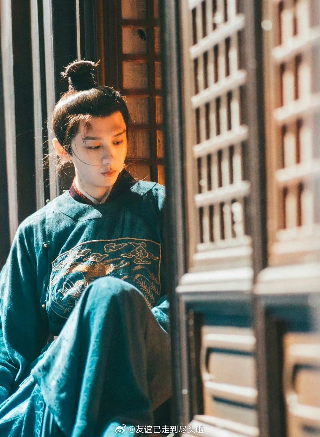 愚人节新浪娱乐换了成毅的头像两京十五日 里的朱瞻基站姐团建历届愚人节站姐唯一真神