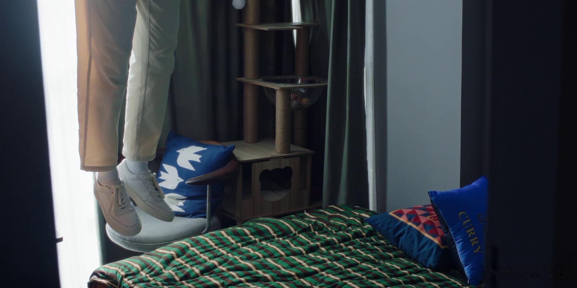 #时光代理人柳叶自杀# 很难想象乔苓要怎么才能走出去，眼睁睁看着自己最好的朋友死