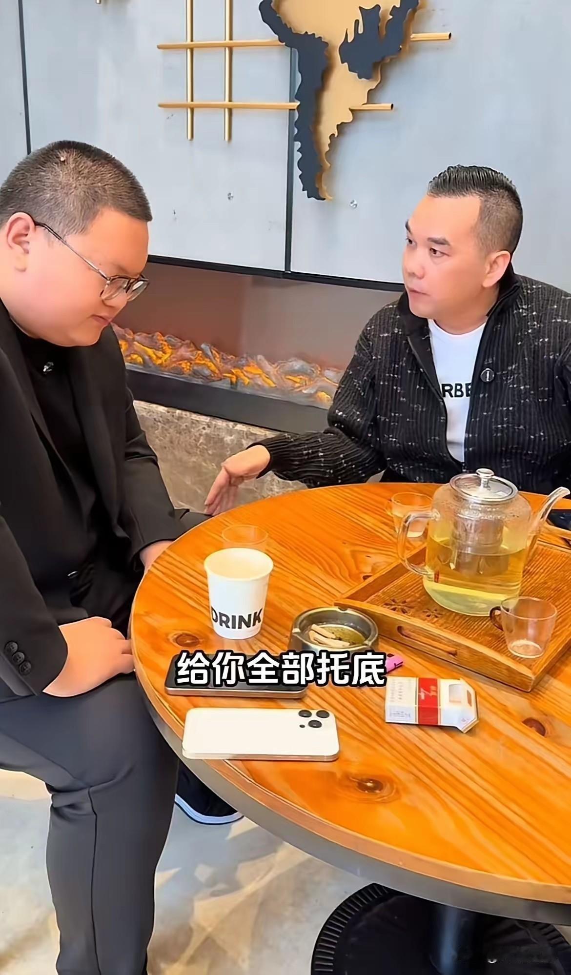 最近网络上纷纷扰扰，各路人马为了吸引眼球，丑态百出的拍着各种视频。
      
