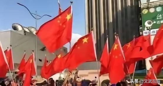 不用打仗不用谈！大陆这招太聪明：让台湾百姓自己选，谁都挡不住！
 
很多人还在天