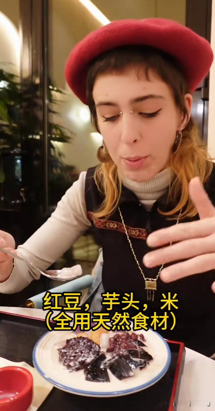 中国茶的“环球旅行”，征服西方了！

中国茶本就历史悠久、韵味悠长，八大名茶涵盖
