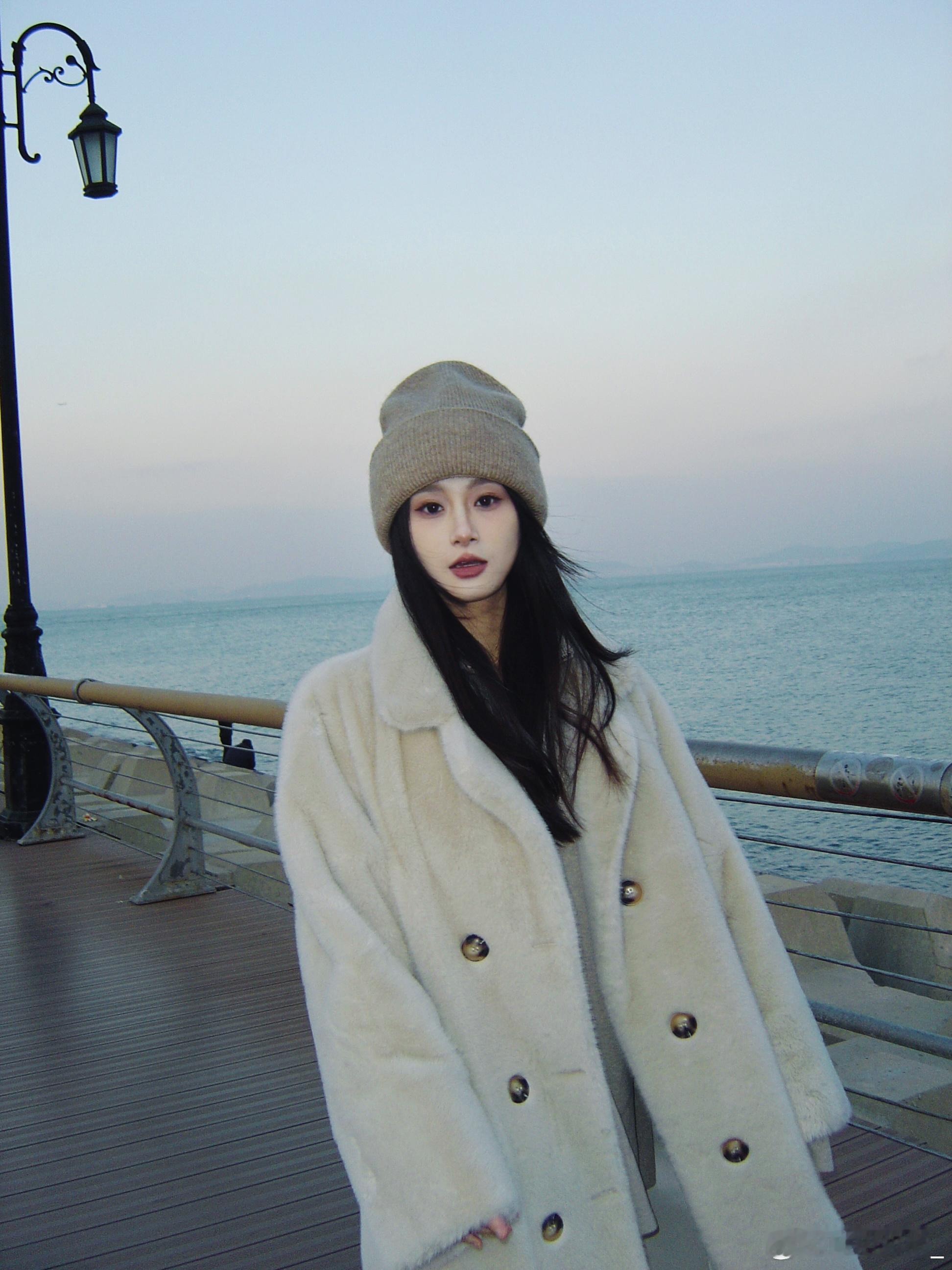 “你看那女的这个天气穿貂”穿貂怎么了！这么冷明明！穿貂怎么了！不过竟然被认为是貂