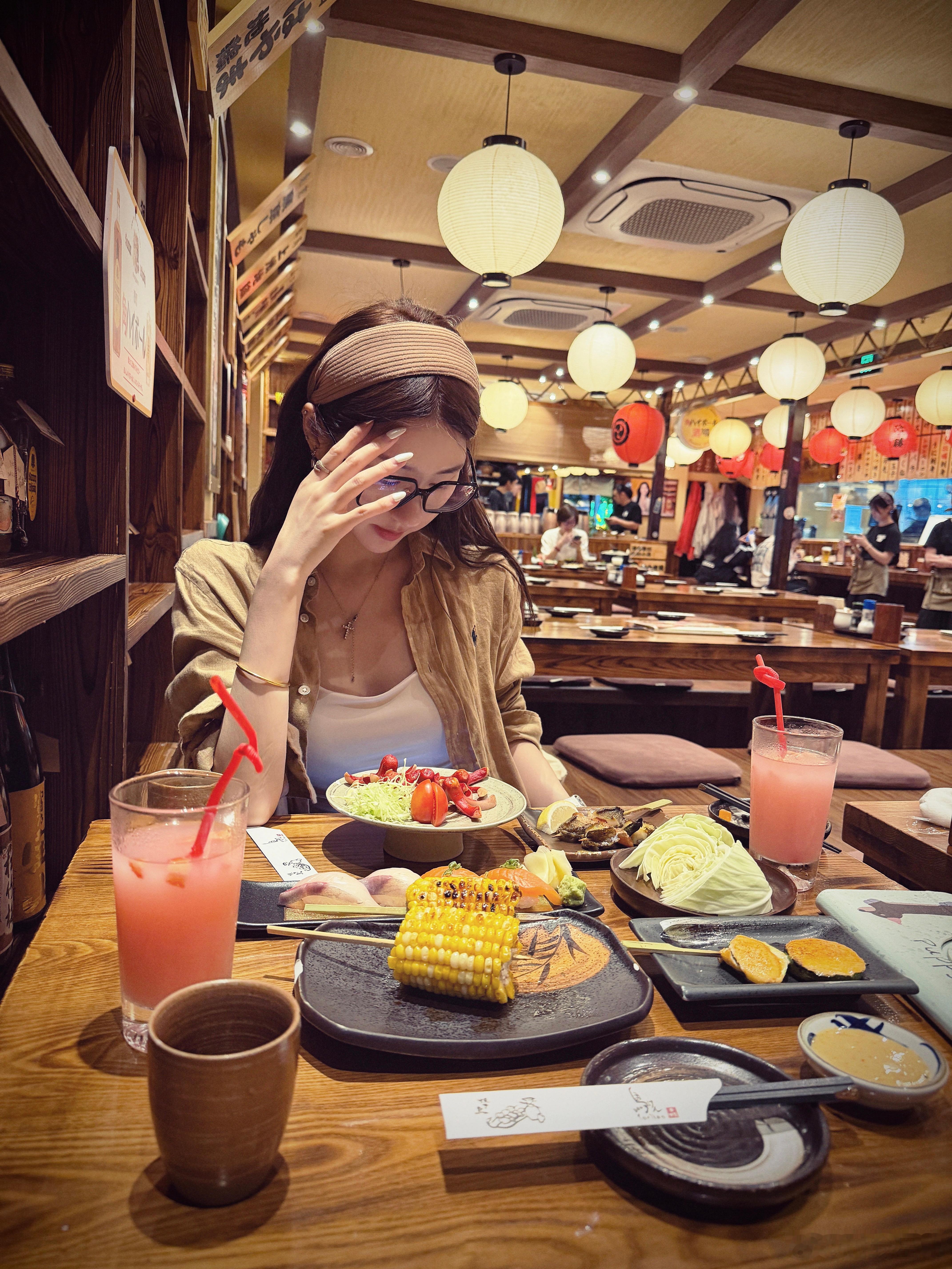 🍜Osaka.居酒屋🏮 怎么这么好吃啊～喜欢居酒屋独有昏暗暧昧氛围太出片啦居