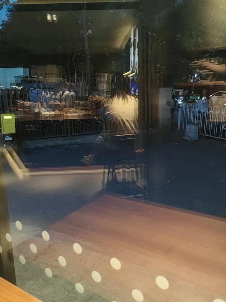 想对现在的自己说些什么话许多人和事该放下就放下，让自己活的别那么累。