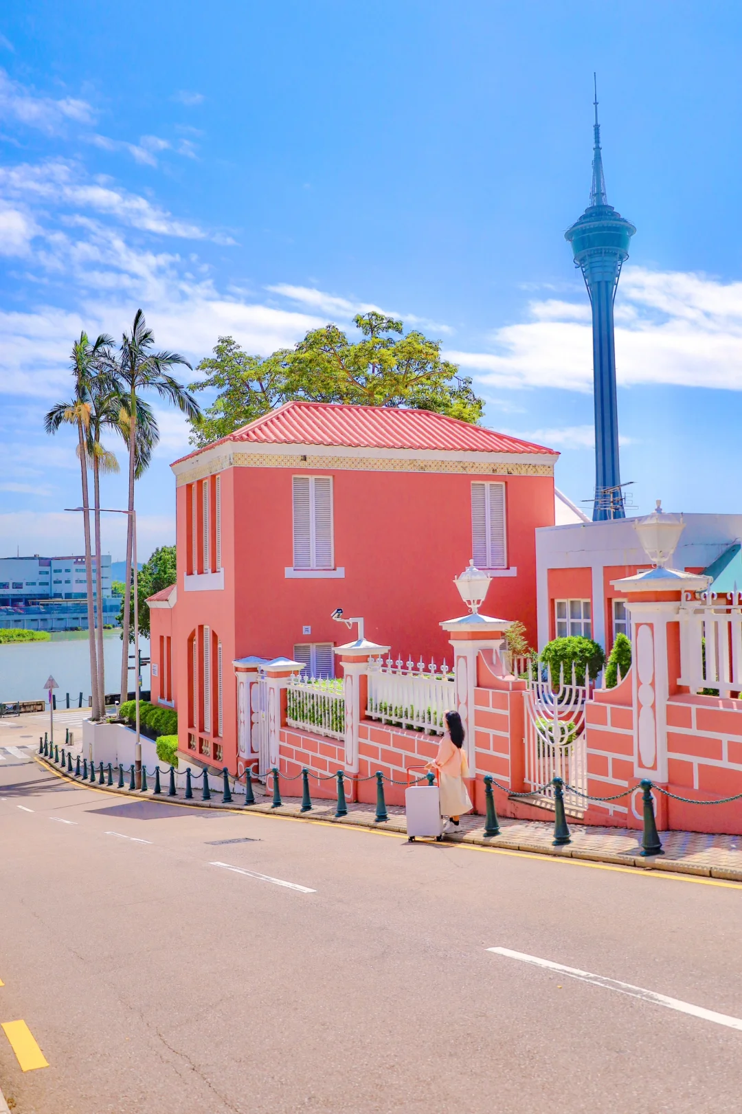 澳门CityWalk｜通往海边的粉色浪漫小路🚌