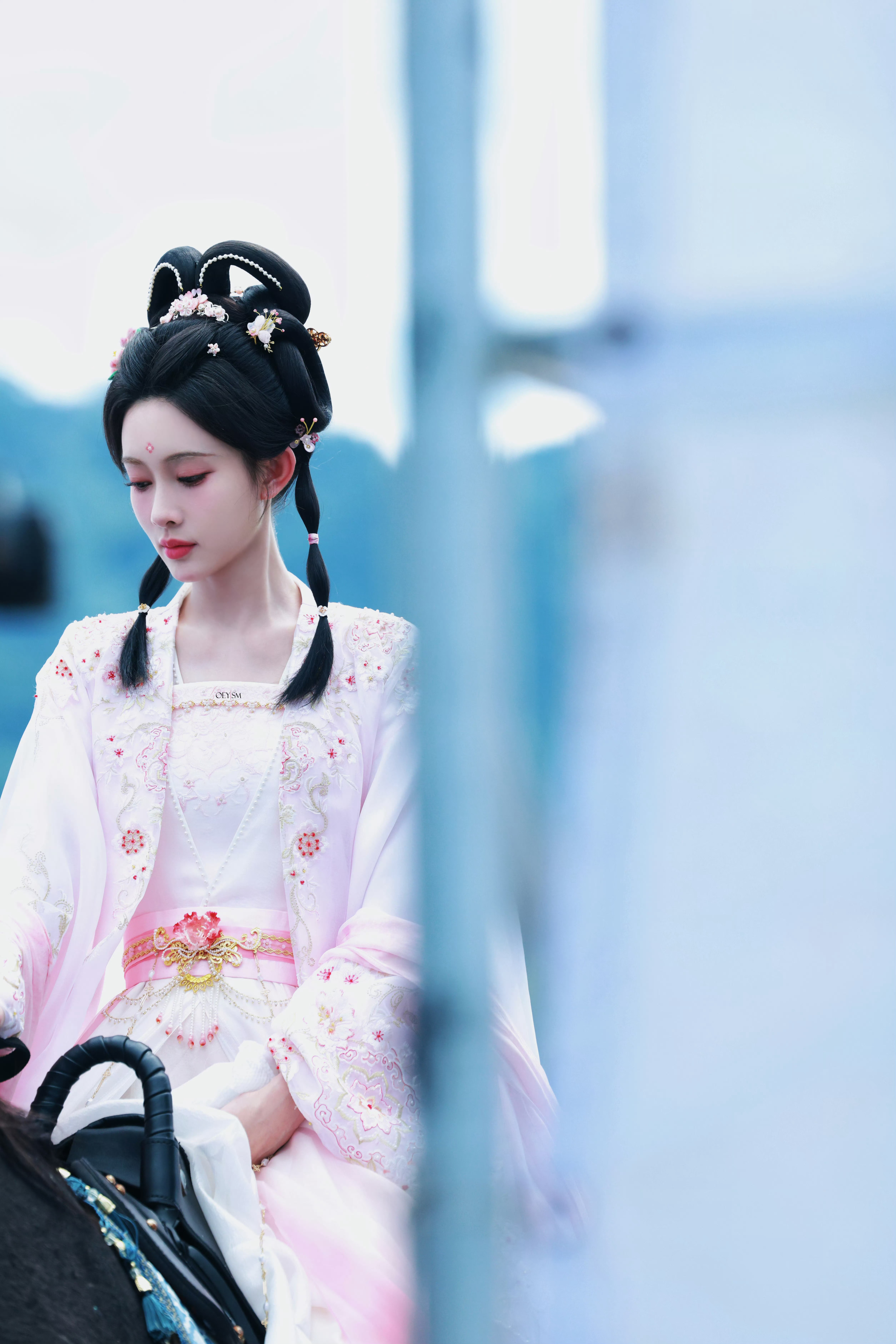 可爱耶*^o^*这套还有更多图么～～～孟子义 《尚公主》暮晚摇少女时期-粉衣+小