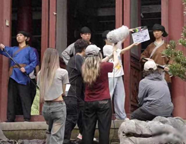 影视寒冬：横店15万演员无戏可拍，为求生只能进入永不杀青的剧组