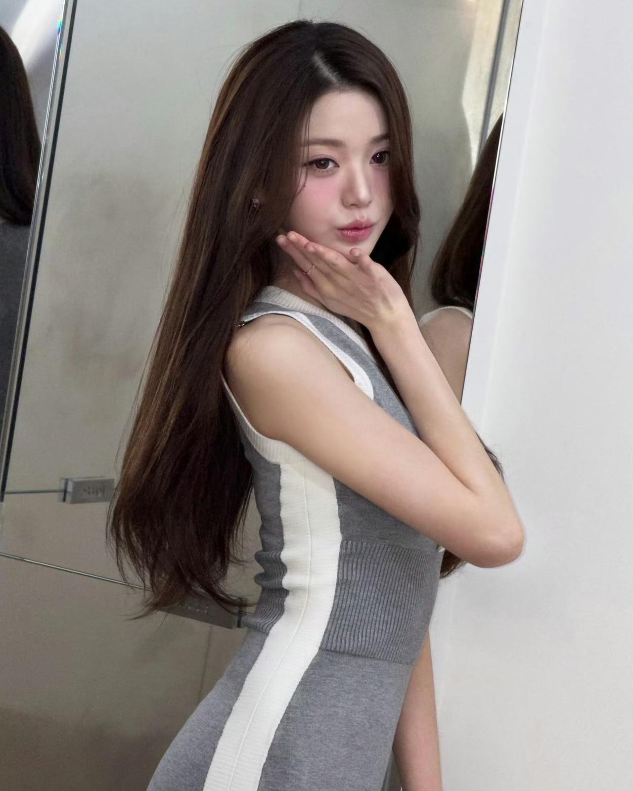 欧尼好萌[奸笑]
张元英