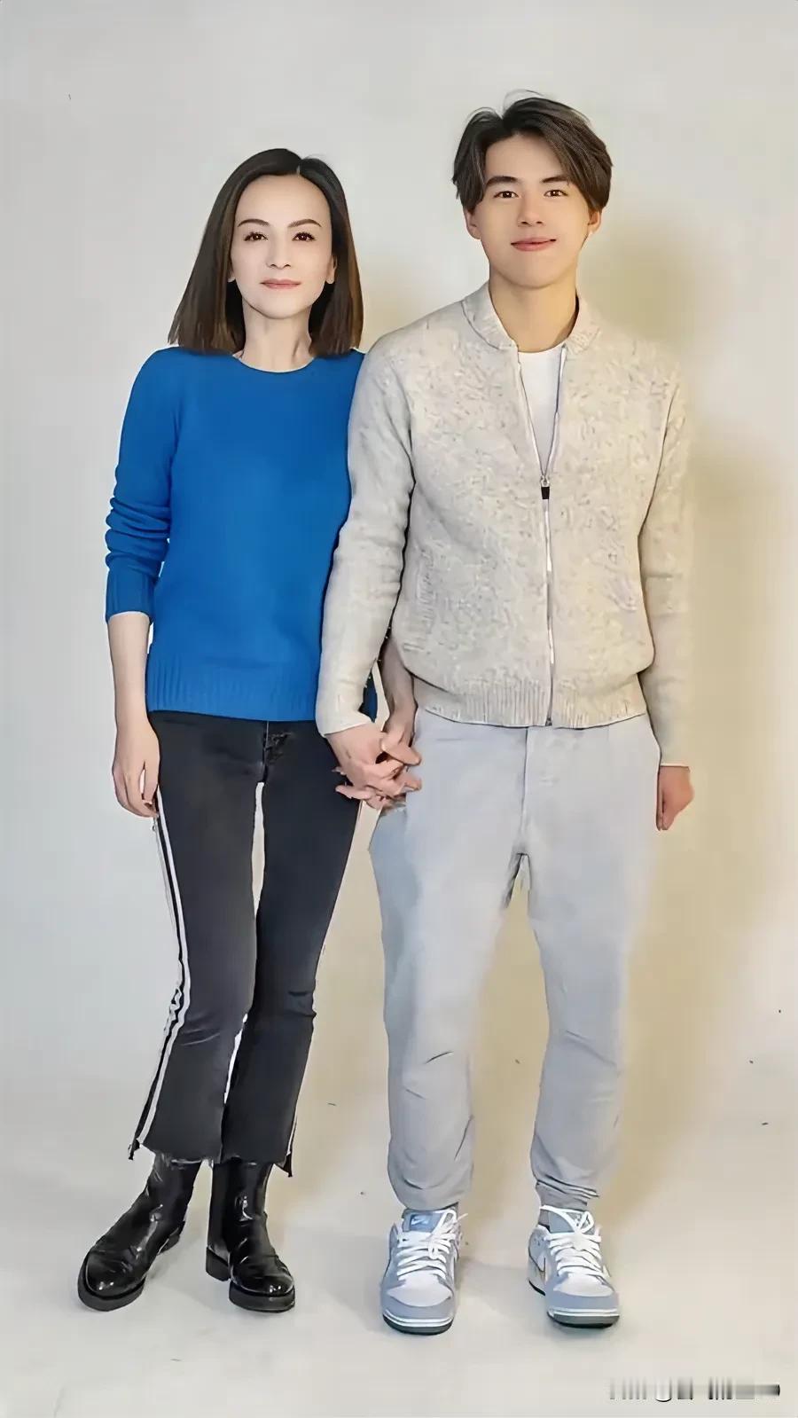 雪姨王琳，保养的太好了，几十年前演雪姨就是这样子，如今二十多年过去，她不但没老，