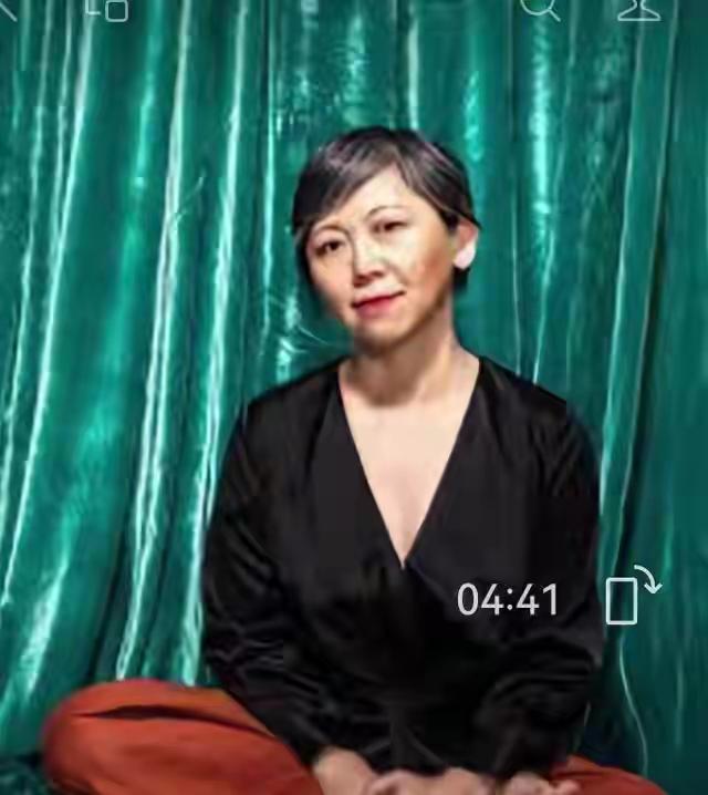 【文学不能成为人性扭曲的保护伞】

早晨起来做饭，想想今天要说什么？放到草稿里还