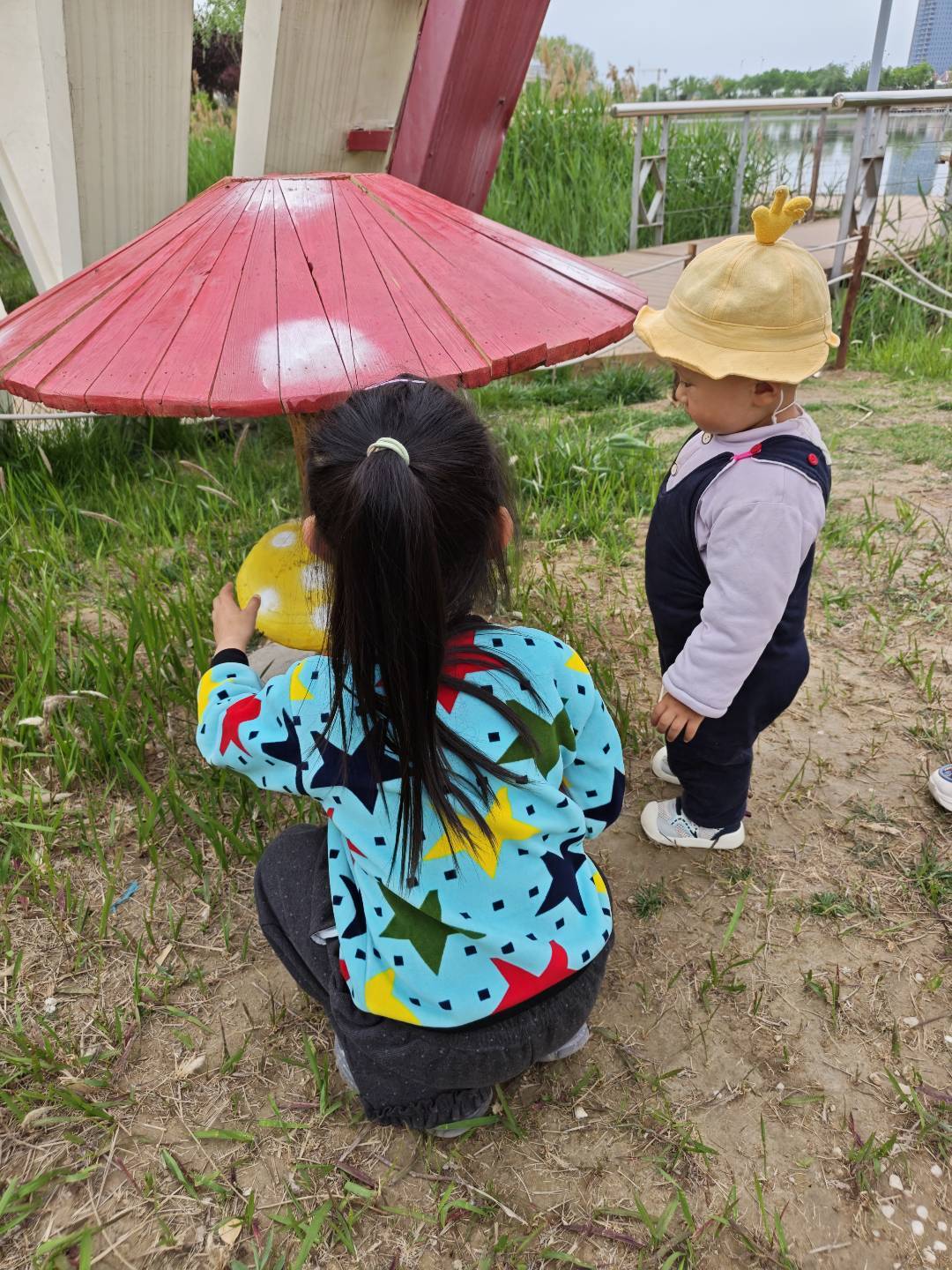 白银身边事今天白银城里既有热闹大事，也藏着平凡温情。傍晚17:30陇超联赛白银对