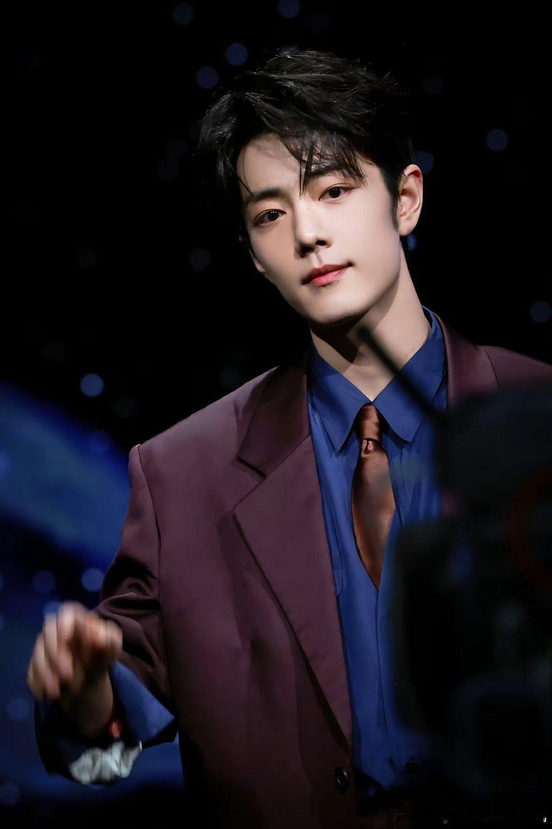 2月6号 让主办方自愿自觉把座位恢复原状是能力，不落座是态度，收获最重磅奖项是实