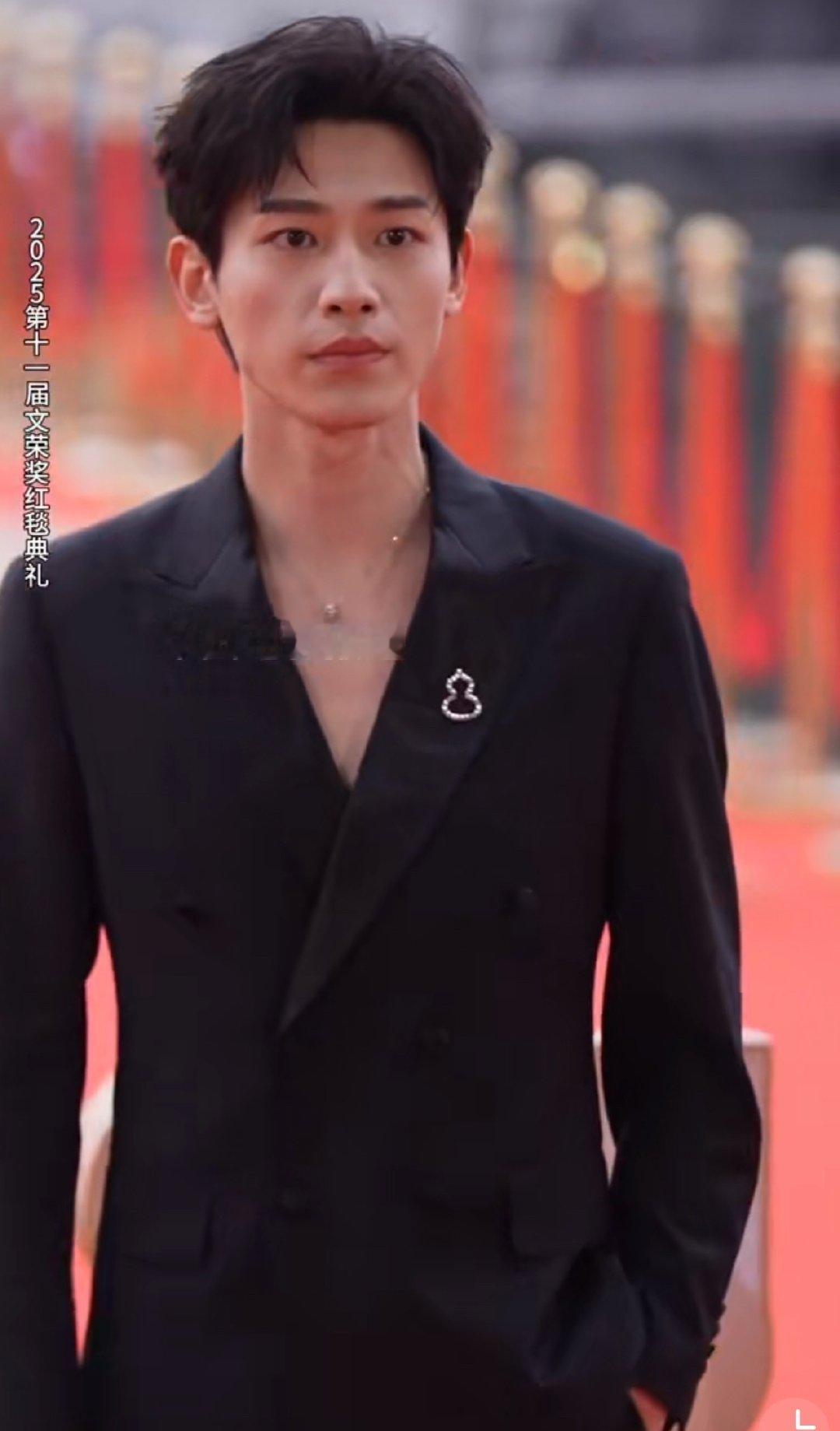 辛云来瘦脱相了辛云来瘦脱相辛云来瘦脱相 ​​​