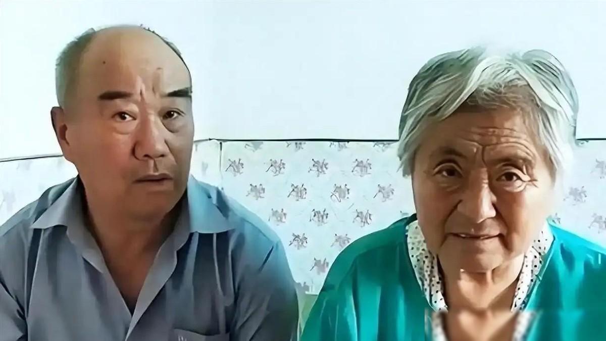 一对辽宁夫妇借了7万元将女儿送出国留学，令人伤心的是，女儿却在随后的二十一年里人