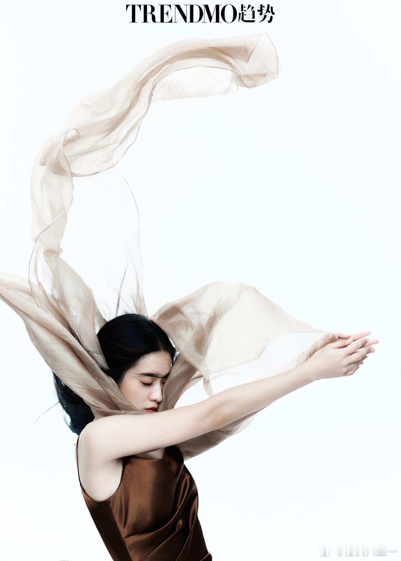 表现力太绝了！不说话却自带叙事感，这组大片必须焊在相册里～ 