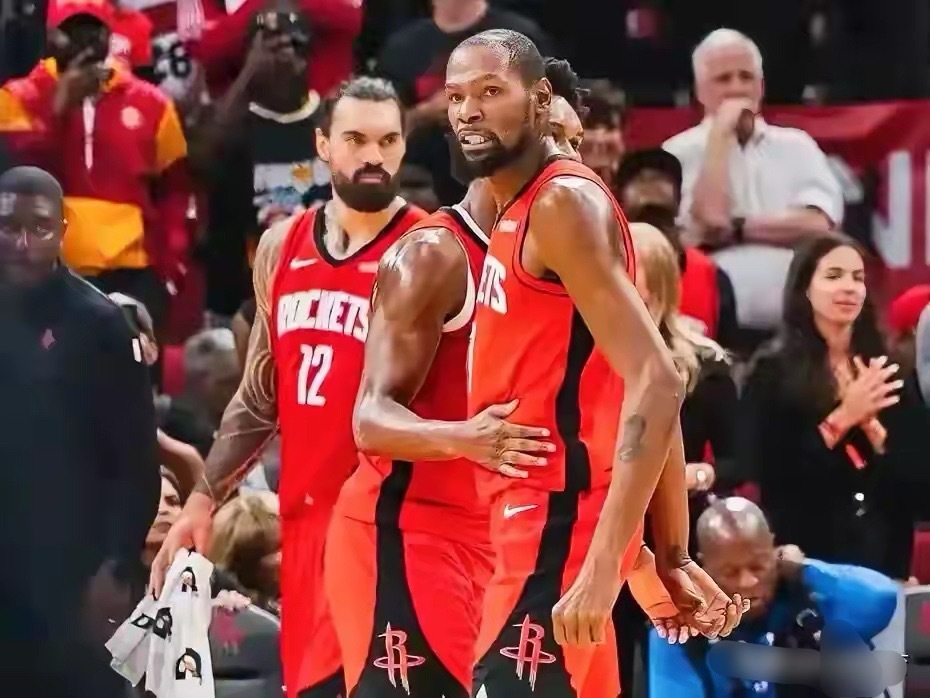 12月4日NBA常规赛，火箭121-95胜国王！诞生3大意外：国王首发仅得33分