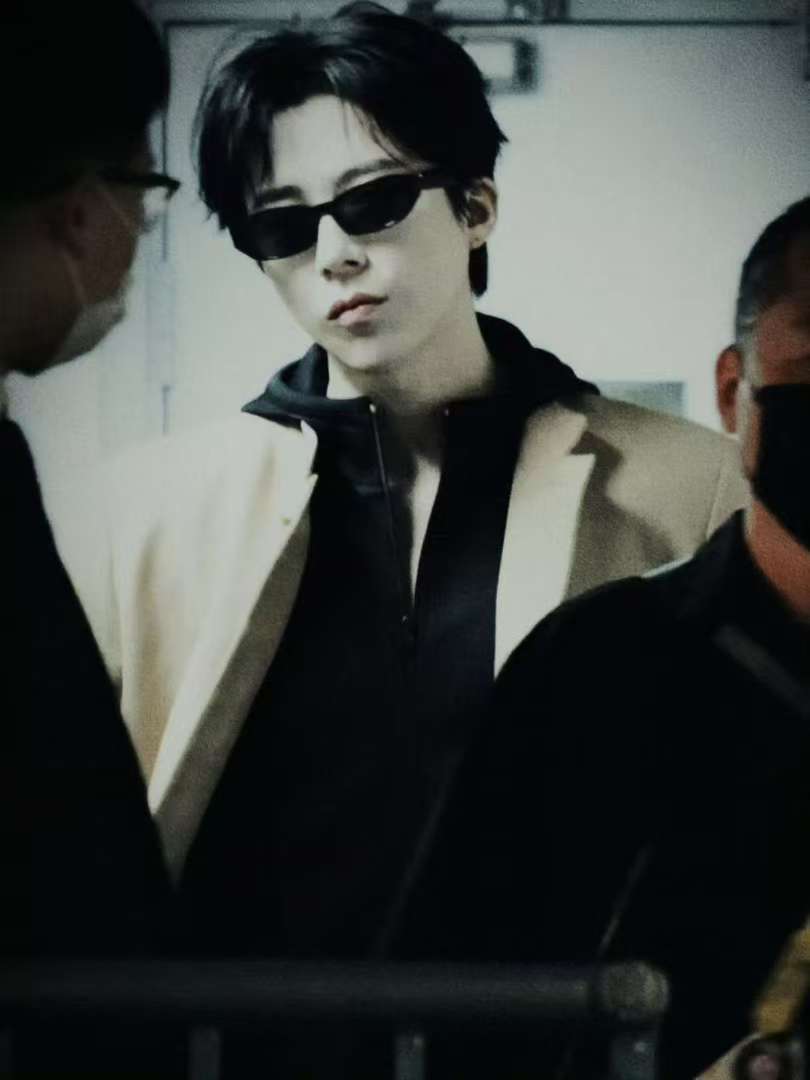 我正在参与，快来和我一起推荐《书卷一梦》，为剧综作品“发电”！ 【】 ~明媚如宁