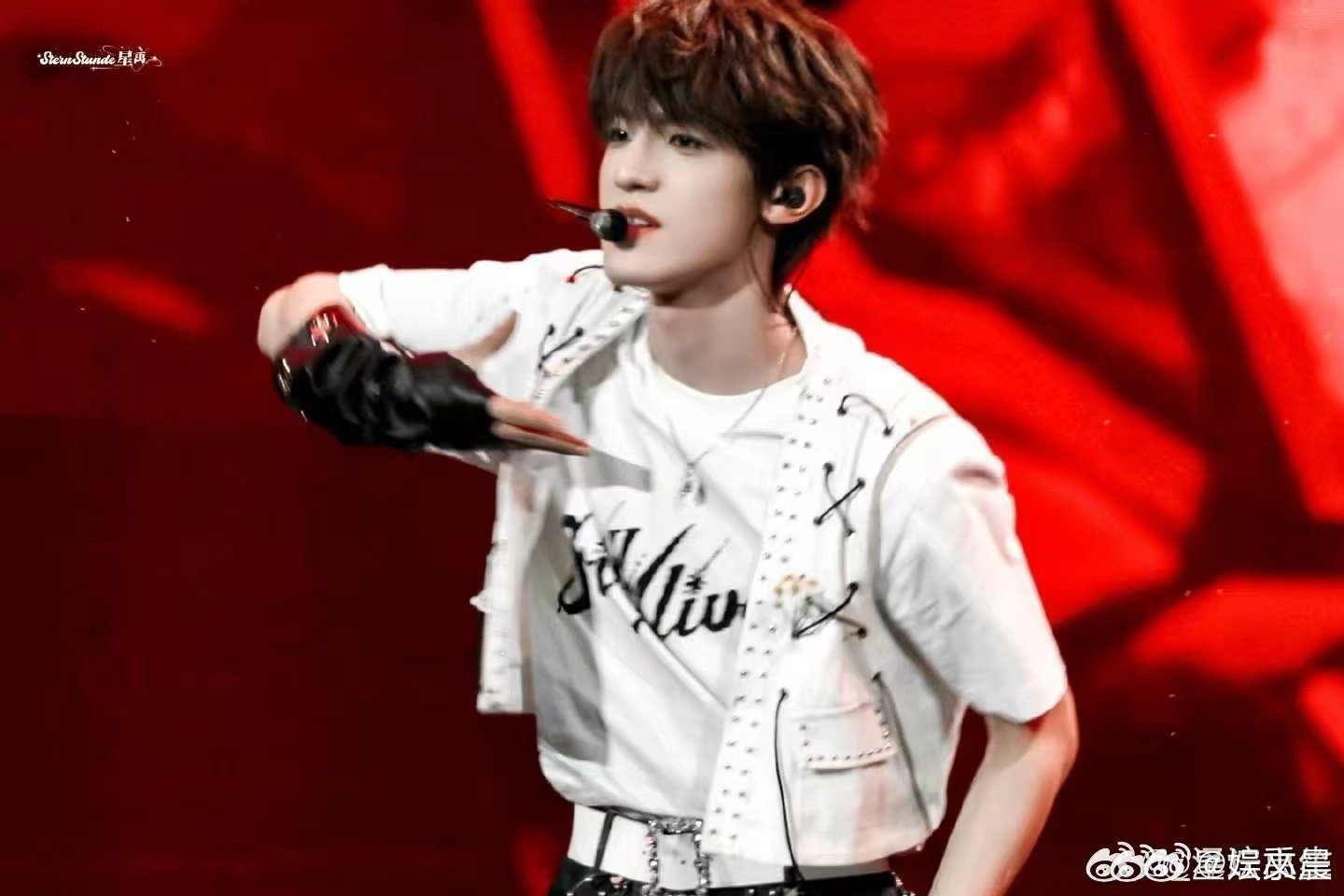 张泽禹一专秒切张泽禹单封秒售磬 一秒空单！张泽禹一专秒切、单封秒售罄，手速再快也