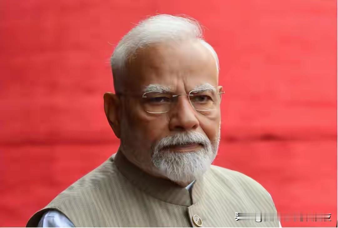 年末将至，印媒罕见认输，连遭3次迎头痛击，莫迪的努力全都白费