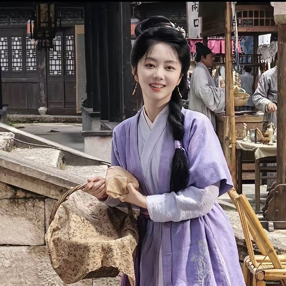 林锦岐让兰香改嫁《兰香如故》里林锦岐真的是难得的良人。世人婚嫁多权衡利弊，可他看