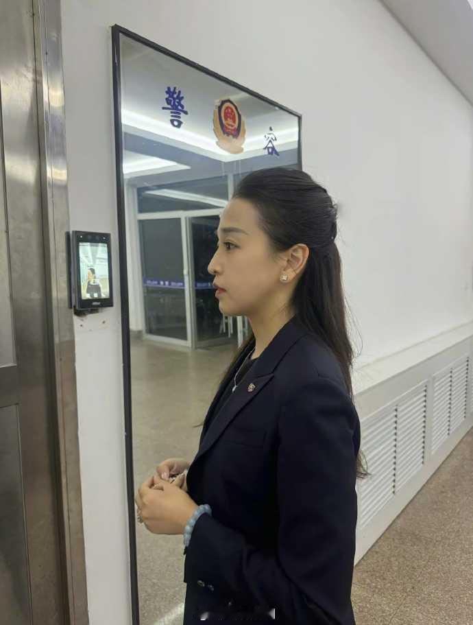 AI黄谣猛如虎，保时捷女销冠再次中招，这次能否揪出幕后黑手？
 
AI合成黄谣视