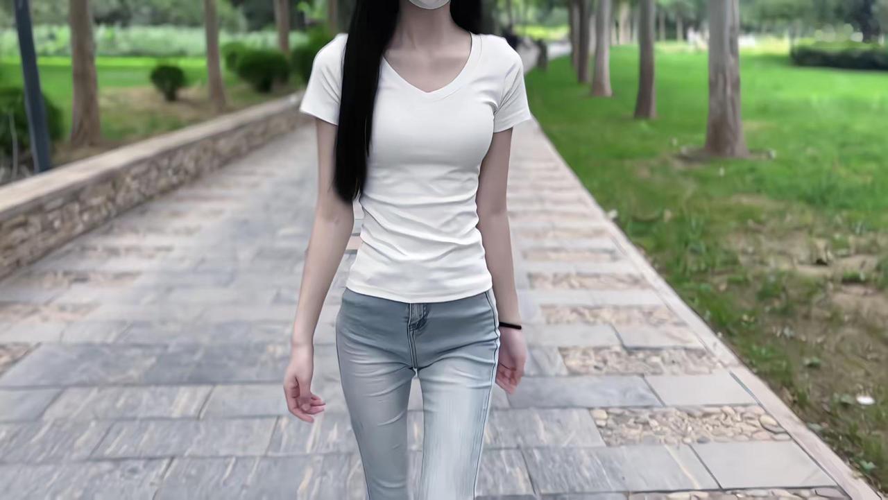 右滑变装