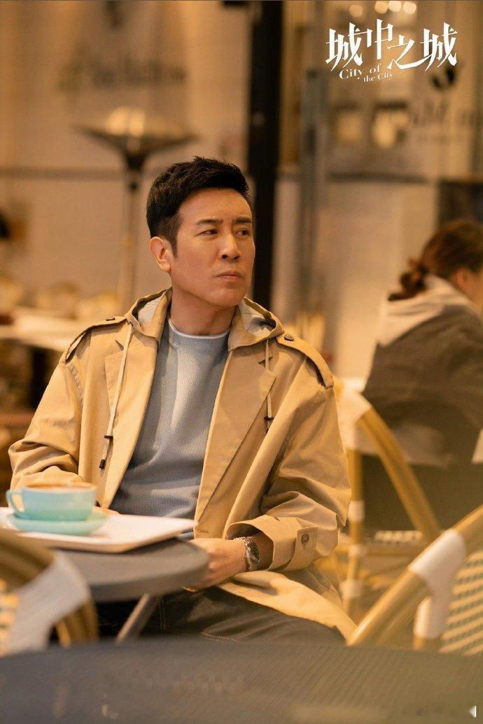 #于和伟笨拙的安利方式# 于和伟这个安利方式稍显笨拙，但是却很真诚！希望有更多的