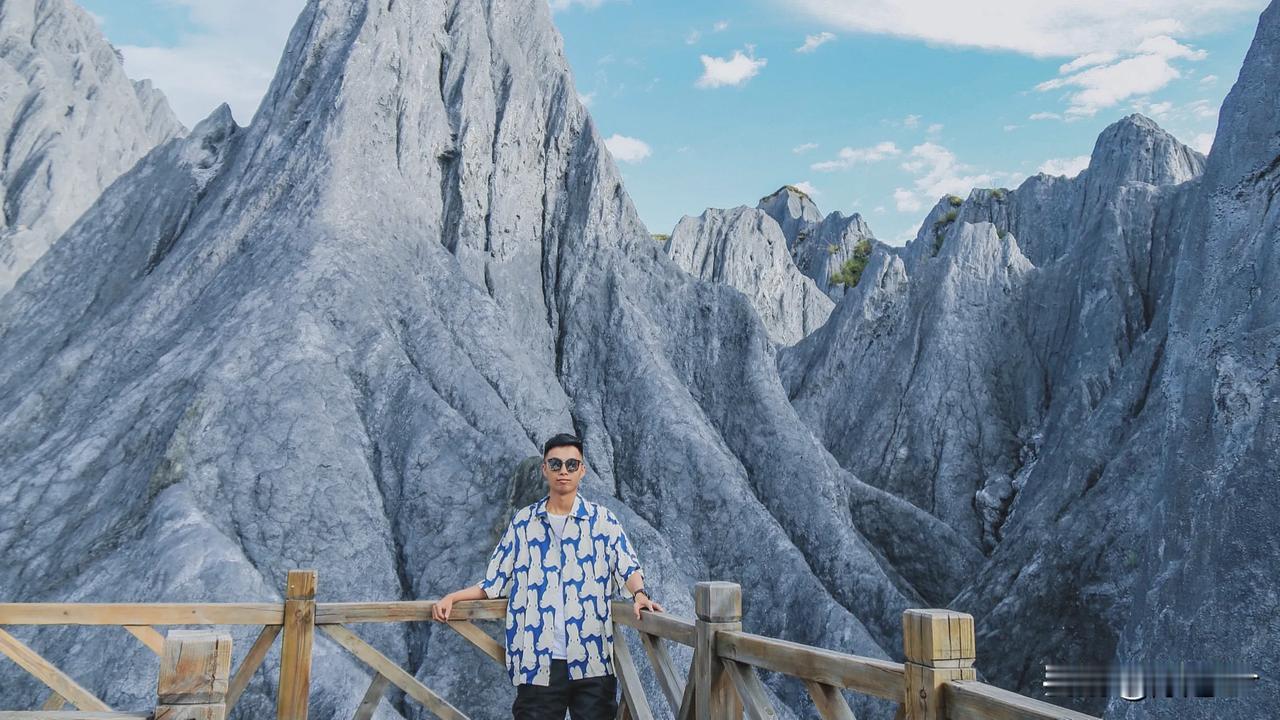 遗落在甘孜的异域星球🌍墨石公园拥有世界地质奇观，也是中国唯一的高原石林景观；川