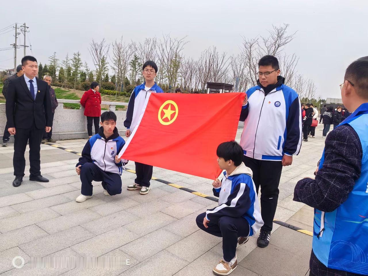 1947年12月26日，为阻击国民党军南援苏中，华野华中临时指挥部集中11纵队、