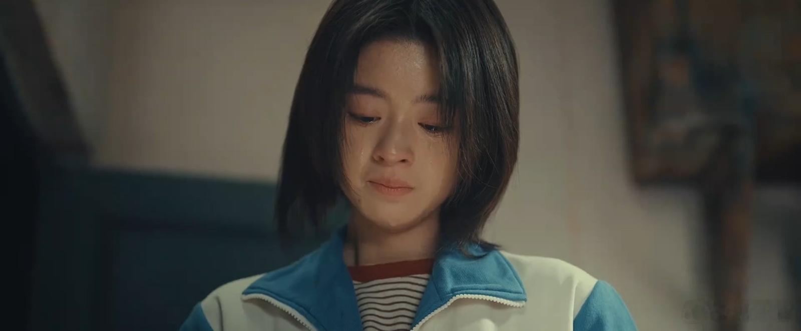 重男轻女、超生、校园霸凌、抛尸命案……诸多尖锐沉重的现实议题，尽数融进一部悬疑剧