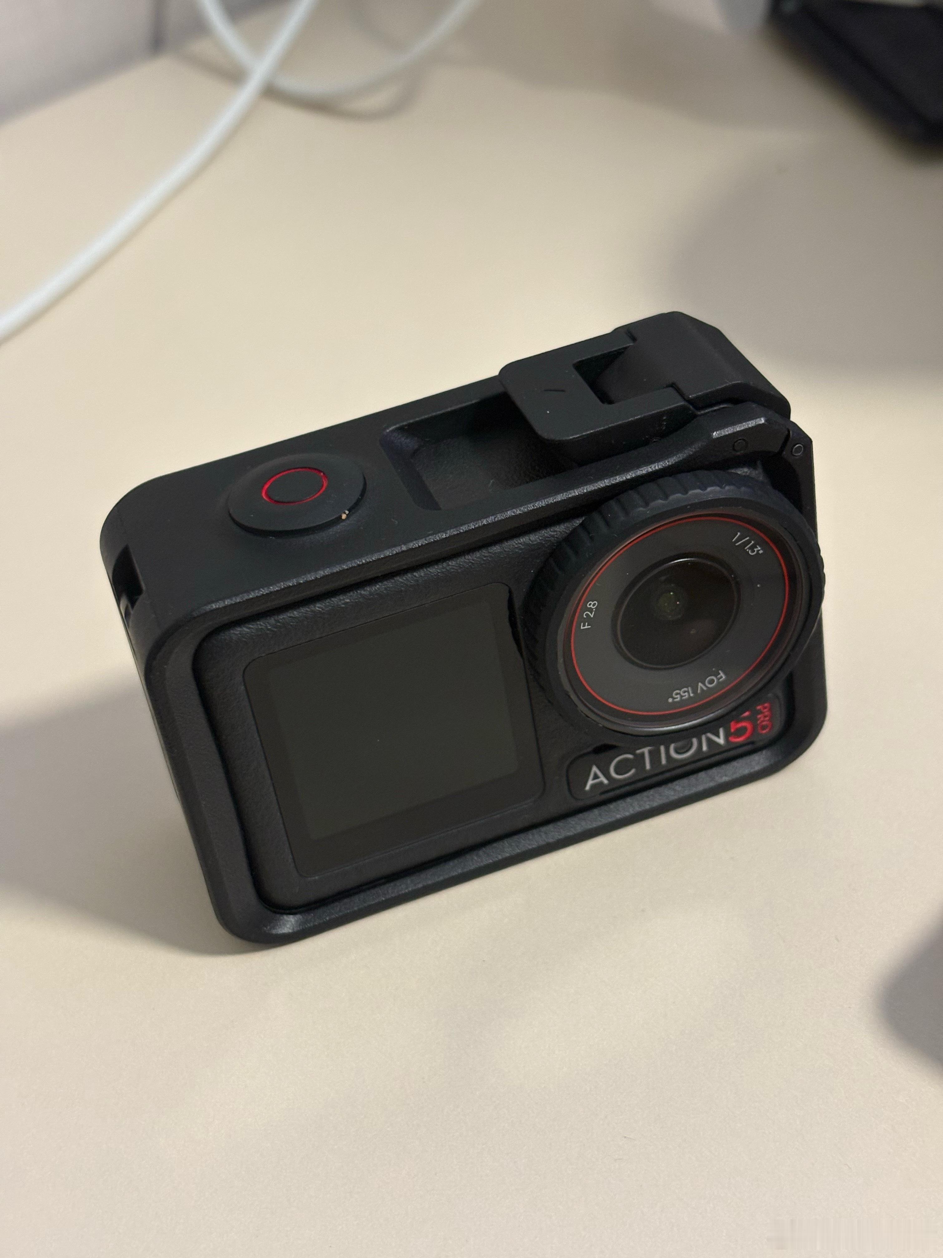 有没有懂行的求证一下：这大疆action5pro 的处理器用的居然是8gen2？