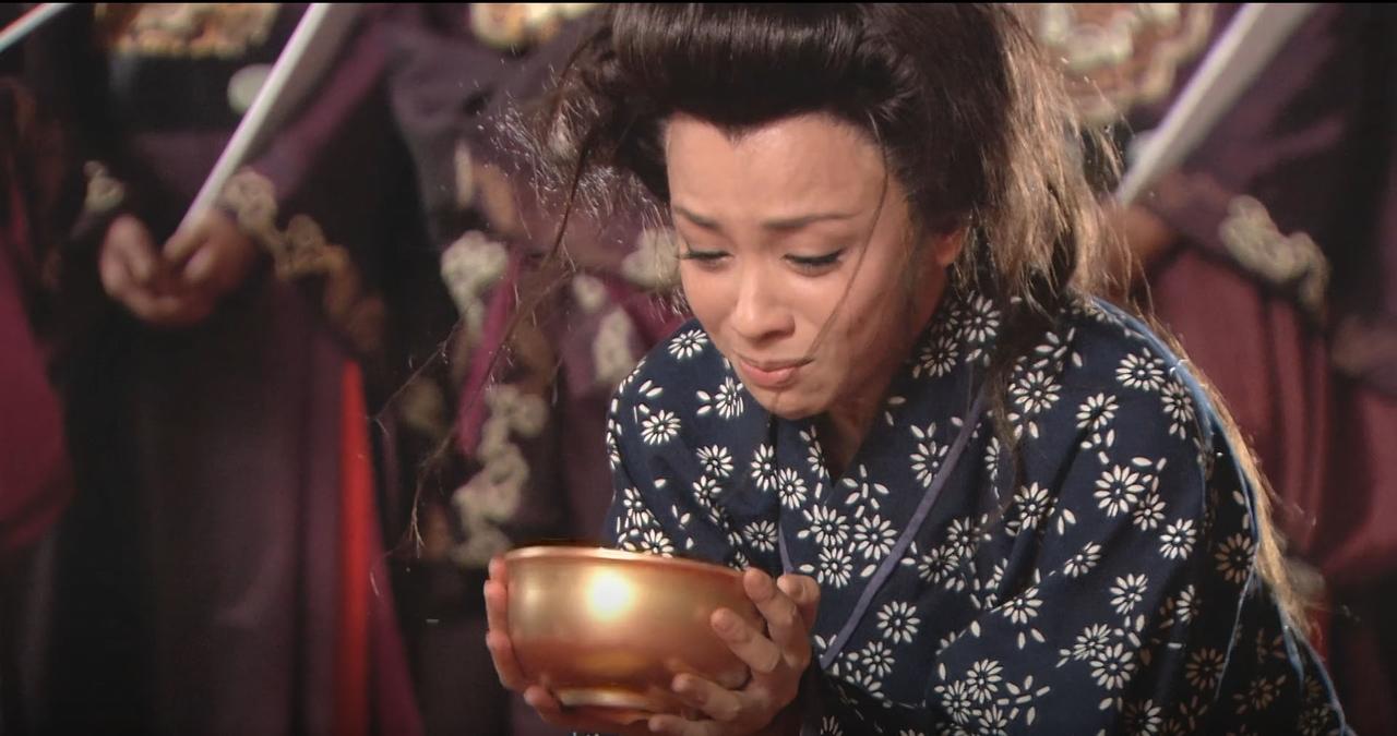 王银钏命可真好。

坏事做尽，大结局时，薛平贵只是罚她拿金碗乞讨，还没乞讨几天，