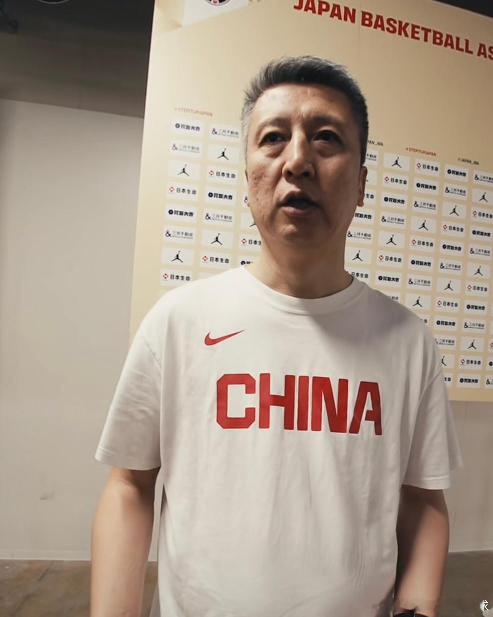 郭士强接受赛前采访：集训充分，全力克服困难，备战中日对决！今晚中国男篮对阵日本赛
