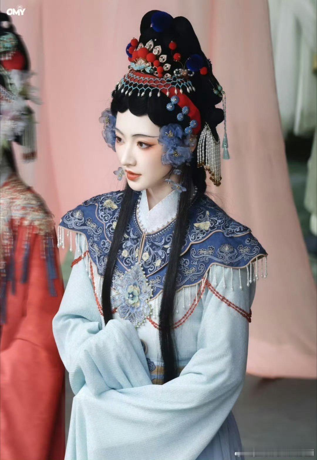 杨肸子、杨雨潼《聊斋》造型路透来了！第一次看到杨肸子古装，美成啥了[爱慕] ​​
