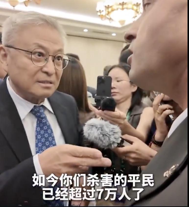 中国学者与以色列军官的激烈争论火爆外网
从未见过中国高层论坛上出现如此激烈的争论