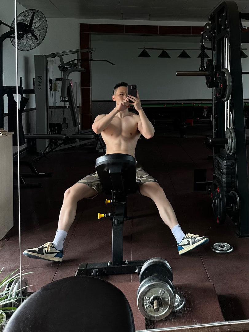 国乒男双终于硬气了独孤求败的世界是无趣的。没有了新的盼头支撑。当你遥遥领先，世界