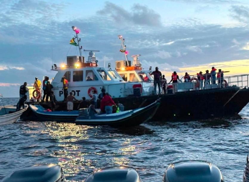南美洲国家圭亚那（Guyana）发生重大海上事故。一艘载有至少133人的老旧渡轮