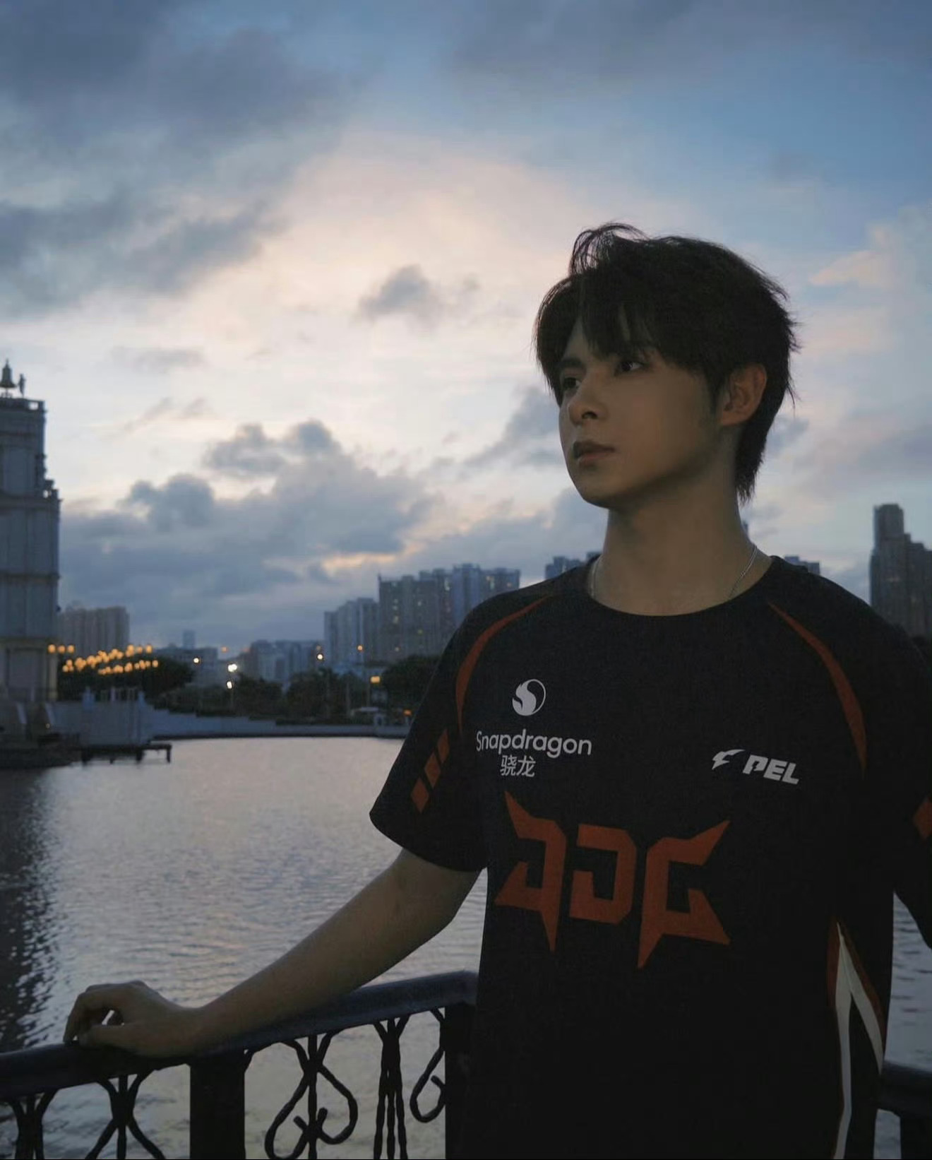 ig更新一则“See u tomorrow👍”明天见！2026和平精英澳门邀请